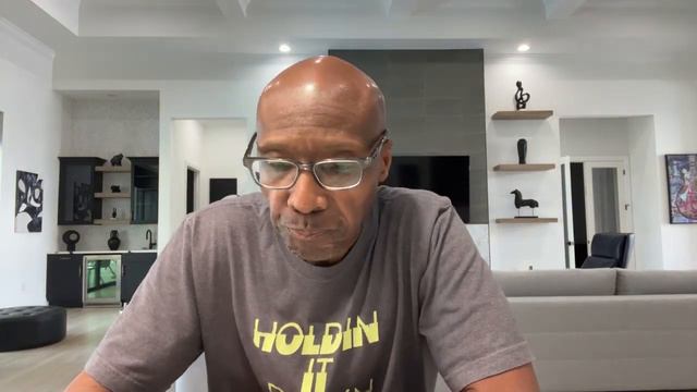 I'm Making So Much Money and Here’s How I'm Doing It смотреть онлайн