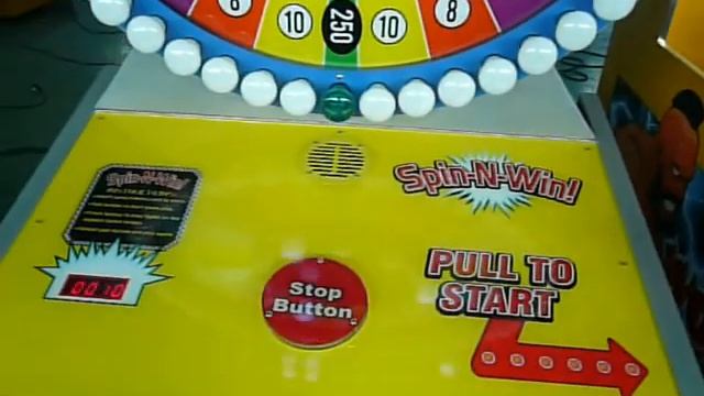 Spin-N-Win - Redemption Games смотреть онлайн