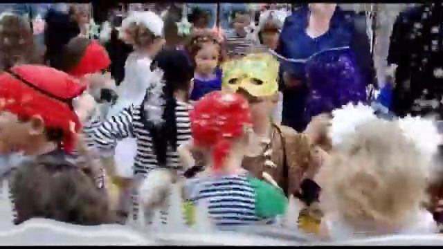 Новогодний утренник в детском саду смотреть онлайн