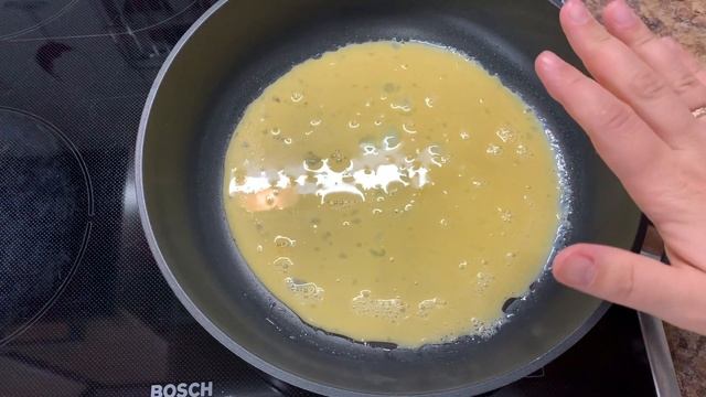 Интересный вариант как приготовить яйца I Что приготовить из яиц I Омлет в лаваше смотреть онлайн