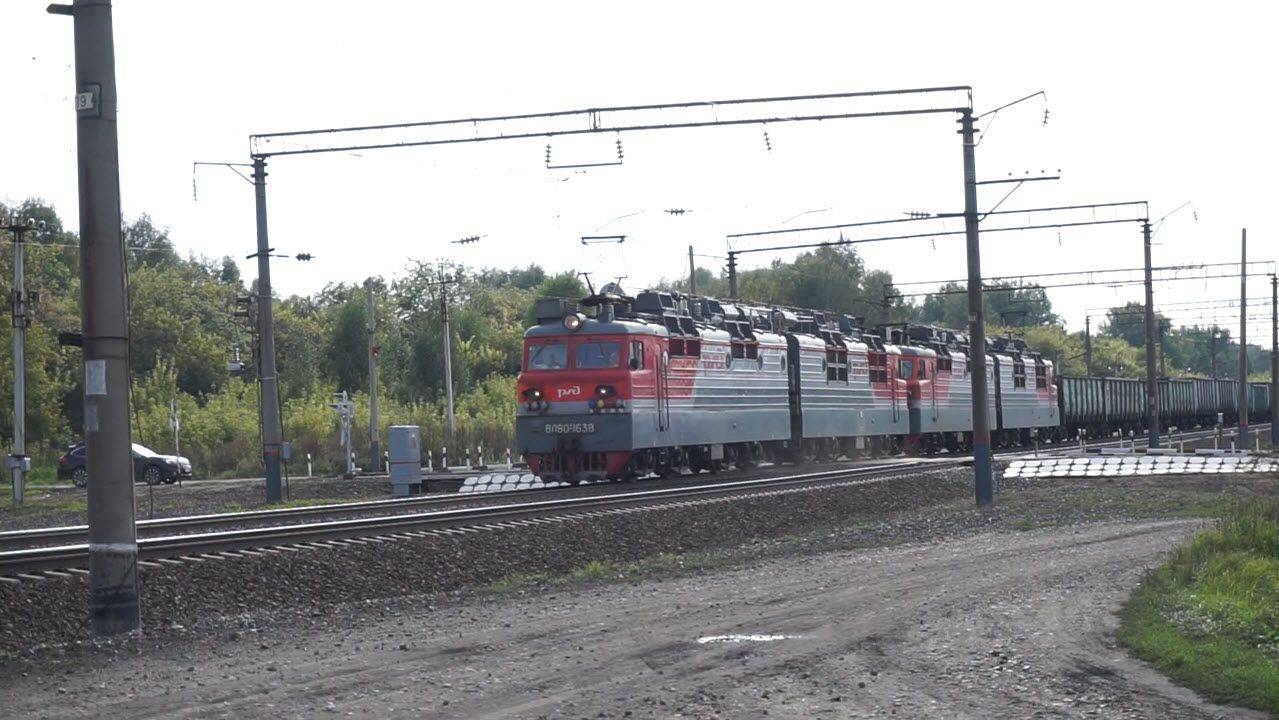 Электровозы ВЛ80С-1638 и ВЛ80С-083