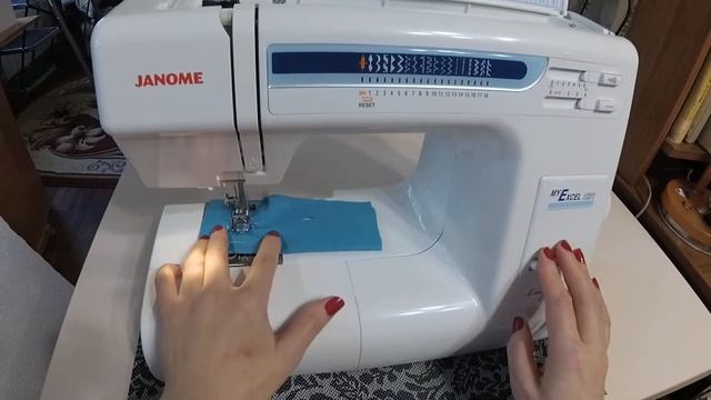 Как зашить дырку на одежде с помощью машинки? Как поставить заплатку? Зиг-Заг. Прямая строчка. смотреть онлайн