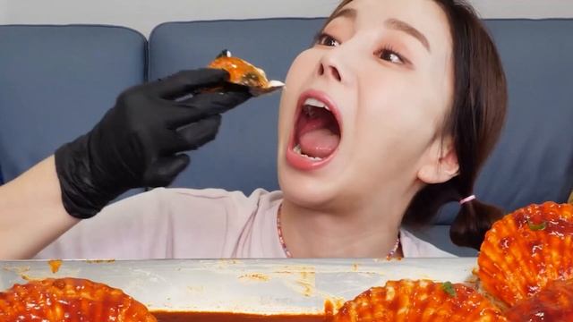 RUS SUB) морской гребешок фесто́нчатый о́стрый со́ус есть ? Ssoyoung