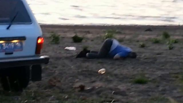 не далеко от Бетьков смотреть онлайн