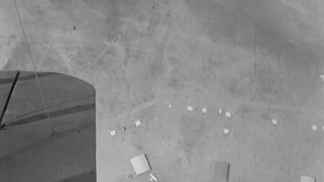 САМОЕ БОЛЬШОЕ И БЕСПОЛЕЗНОЕ ОРУЖИЕ В МИРЕ смотреть онлайн