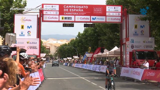 Mavi García y Omar Fraile ganan el Nacional de Ciclismo en La Nucía смотреть онлайн