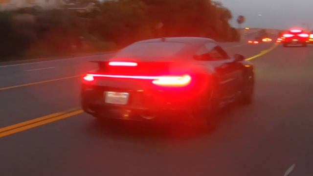 2024 Porsche Cayenne Coupe and 2024 Porsche 911 Dakar test prototype on the road смотреть онлайн