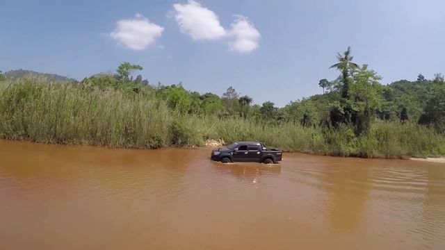 Triton 2019 4*4 ตะลุยเขากระโจม ใช้ขับสี่จริงจังครั้งแรกเป็นยังไงไปดูกัน смотреть онлайн