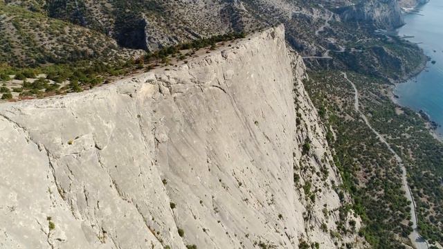 Крым, море , горы, шикарный вид и полет над землёй, успокаивающая музыка для отдыха смотреть онлайн