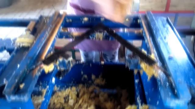 15.Beekeeping. Откачка меда. смотреть онлайн