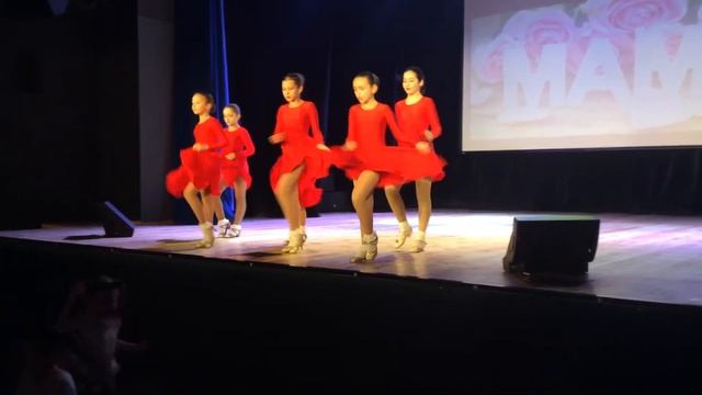 Ча ча Juniors старшая группа silverdanceclub 25 11 17 День Матери смотреть онлайн