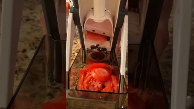 What should we slice next? 🤔 #vegetables #mandoline #satisfying смотреть онлайн