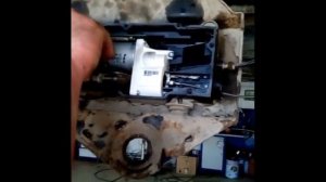 Меняем троса ручного тормоза на Ford C-Max