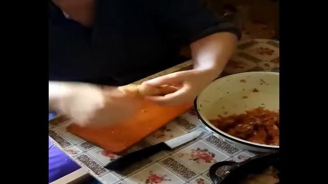 Рулетики из куриных шкурок смотреть онлайн