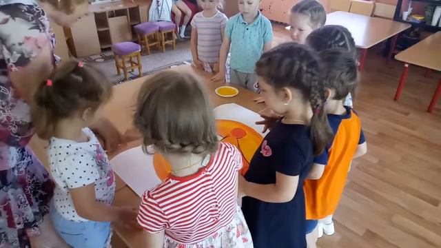 Мы рады летнему солнышку смотреть онлайн