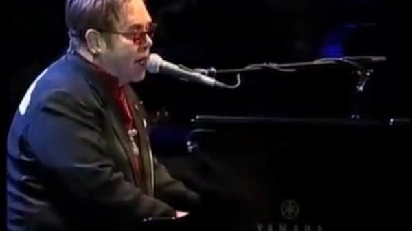 Elton John - We All Fall In Love Sometimes + Curtains