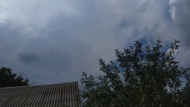 Мощные грозы ночью и днём. Ловим грозы летом. смотреть онлайн