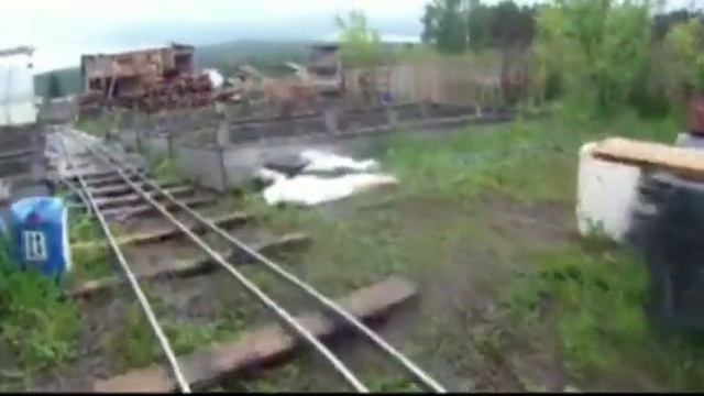 Железная дорога на даче Вид глазами машиниста смотреть онлайн