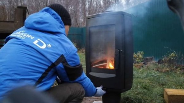 Первый уличный розжиг/обжиг печи-камина Plamen Aria после распаковки