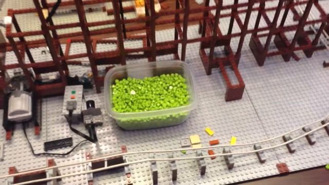 Lego Roller Coaster Factory смотреть онлайн