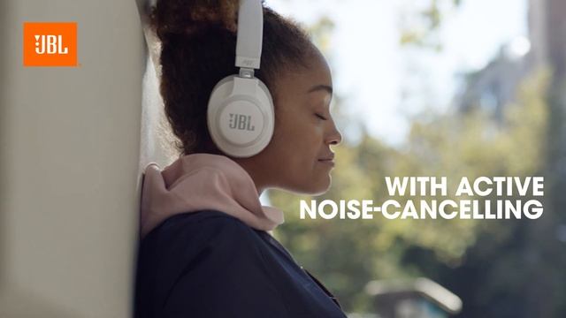 JBL LIVE 650BTNC смотреть онлайн
