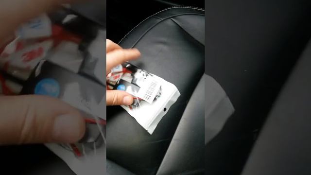 Антенный усилитель радио Car Radio ANT-208 смотреть онлайн