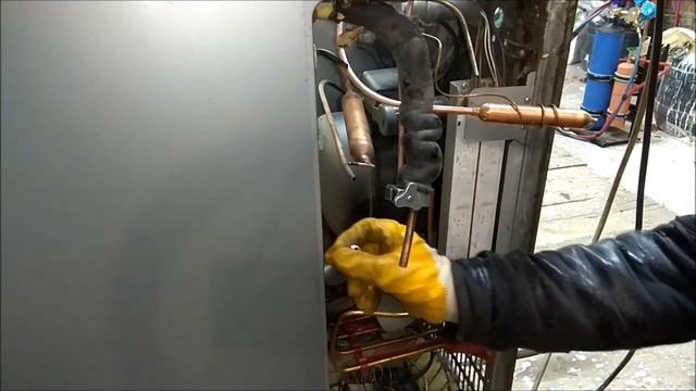 Ремонт морозильной камеры. Магазинной.Своими руками. смотреть онлайн