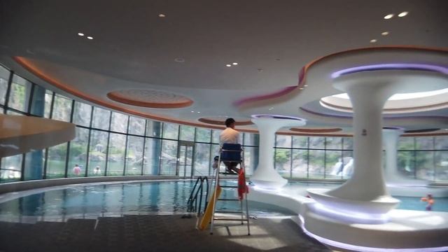 Подземный отель Shimao Wonderland. Китай вновь удивил весь мир! смотреть онлайн