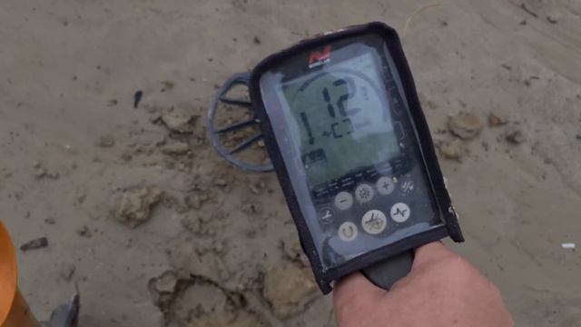 Пляжный поиск после работы)) смотреть онлайн