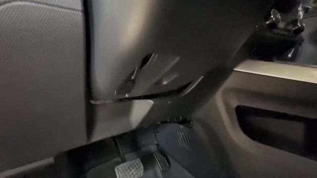 STEERING WHEEL - TILT ADJUSTMENT - TOYOTA RAIZE смотреть онлайн