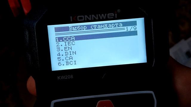 Обзор тестера Konnwei KW 208 для авто акумуляторов смотреть онлайн