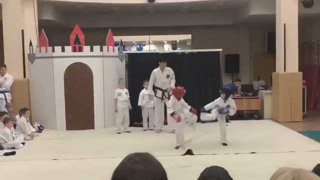 Первые показательные выступления по тхэквондо Если шо это было давно смотреть онлайн