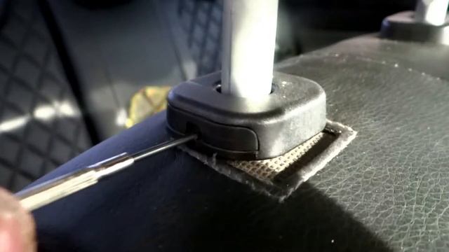 Как снять подголовник на Форд фокус 3 смотреть онлайн