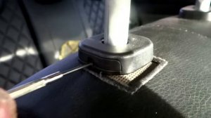 Как снять подголовник на Форд фокус 3