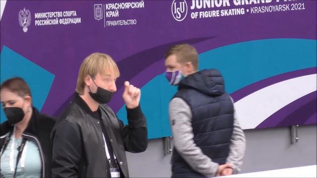 Ангел Плющенко - Анастасия Зинина - серебро 4 этапа ЮГП, Красноярск, 18.09.2021.Разминка и ПП. смотреть онлайн
