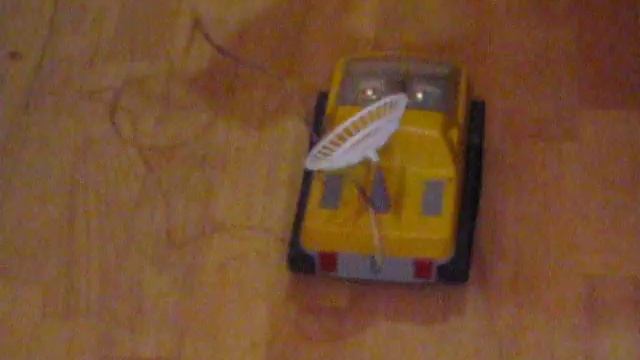 Планетоход Интеркосмос на проводном пульте ДУ. С символикой Олимпиады. Рабочий. СССР смотреть онлайн