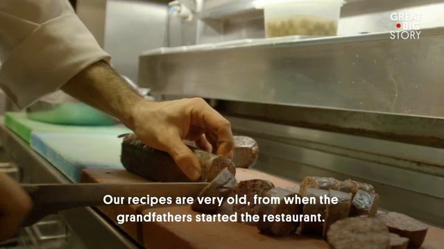 Have a Seat at the Oldest Restaurant in the World смотреть онлайн