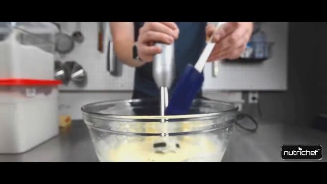 Nonstick 12-Inch Electric Crepe Maker with Wooden Spatula and Batter Spreader - NutriChef (PCRM12) смотреть онлайн