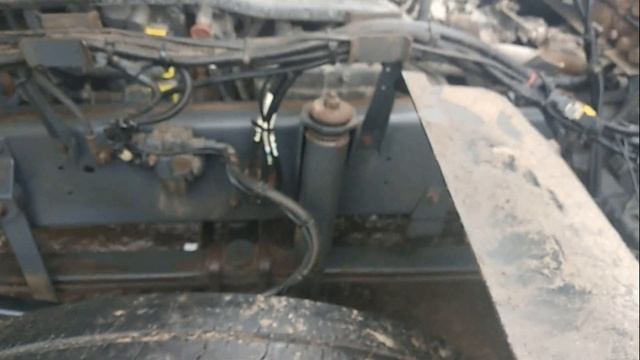 DAF XF 105 незаводится.Починили на трассе. смотреть онлайн