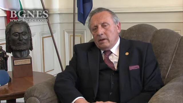 Акад. Воденичаров: В Македония възприемат България като опора смотреть онлайн