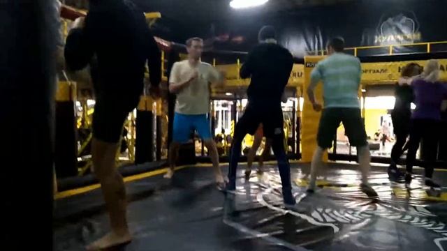 Маркин. Д.Н.Тула. Клуб ХУЛИГАН. Вечерняя группа с 17.00 до 23.00 # 19 октября 2018 г. смотреть онлайн