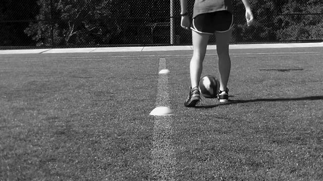 Fast Feet Soccer Moves: 3 Degrees of Separation смотреть онлайн