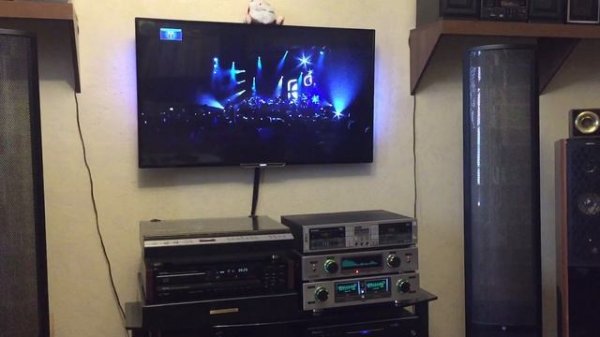 Martin Logan Vista .Звучание после предварительной Настройки