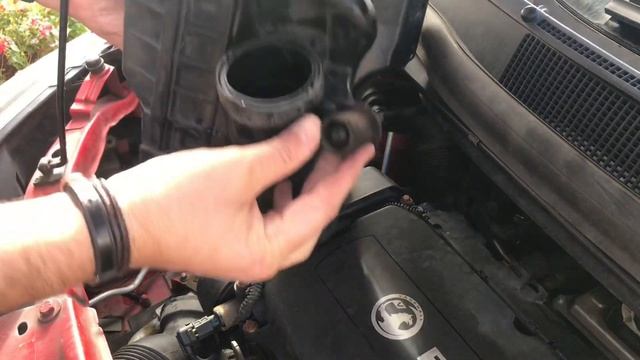 How to change a Vauxhall Opel Zafira b main headlight bulb and air box removal смотреть онлайн