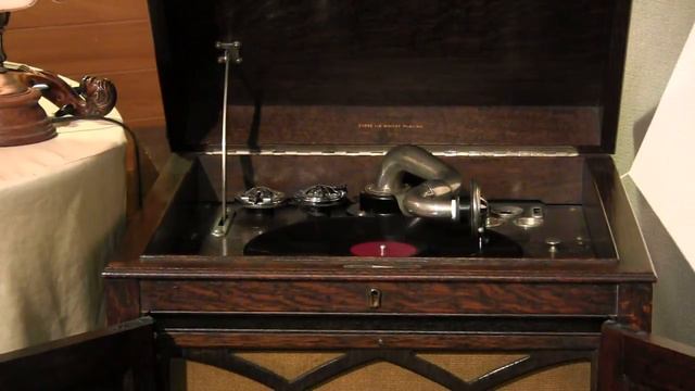 Yehudi Menuhin - Hungarian Dance No.6 (Brahms - Joahim) - 1934 смотреть онлайн