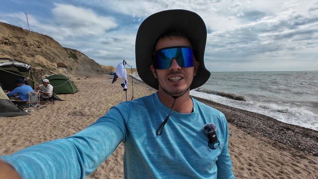 На том берегу от Крыма. Наш палаточный город