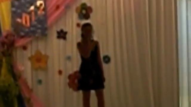 Песен много про любовь...... смотреть онлайн