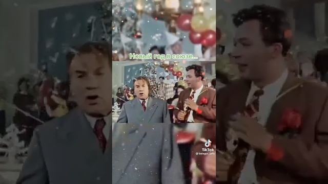 Семья из Мариуполя. КАК ЭТО БЫЛО...Давайте вспомним #новыйгод #мариупольсегодня смотреть онлайн