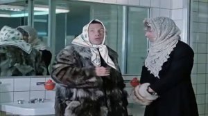 Крутится вертится шар голубой