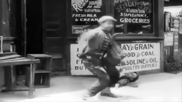Charlie Chaplin - The Knockout (Laurel & Hardy)
